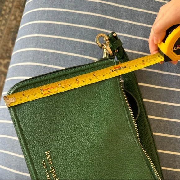 COPY - Kate Spade Green Purse with Crossbody - Picture 7 of 7